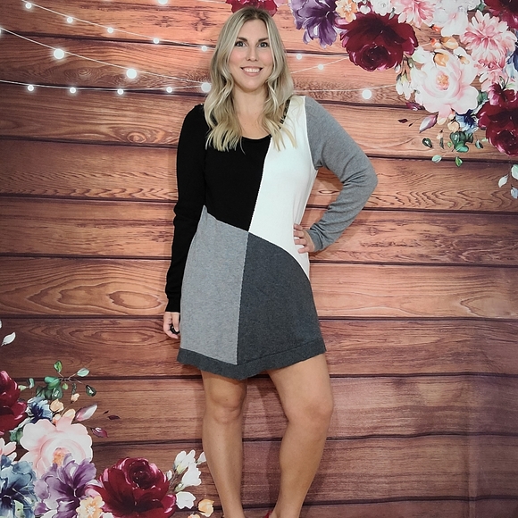 White House Black Market Dresses & Skirts - WHBM Colorblock Sweater Dress